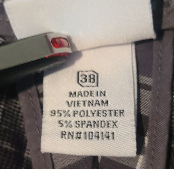 Slazenger black grey plaid flat front golf athletic shorts - 38 - Picture 4 of 4